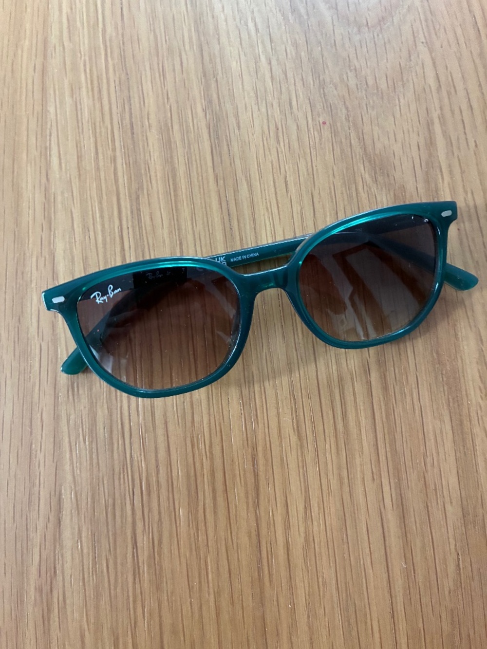 Kids Ray-bans never used in green